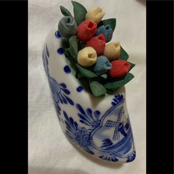 2 Vintage Delft Porcelain Holland Blue and White Clogs Hand Painted Signed - Picture 4 of 7